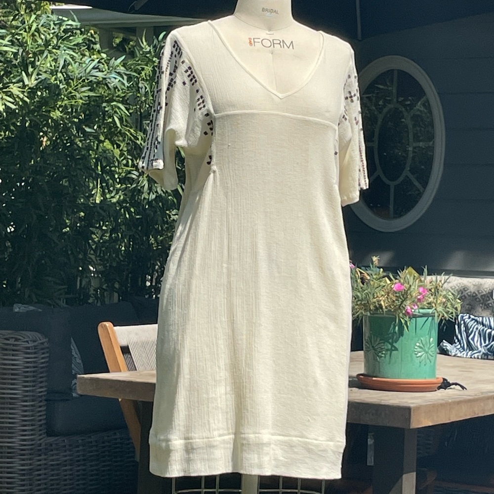 MKT brand. Never been worn S38 Gauze embroidered with copper metallic accents